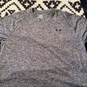 Large under armour men’s tech tshirt